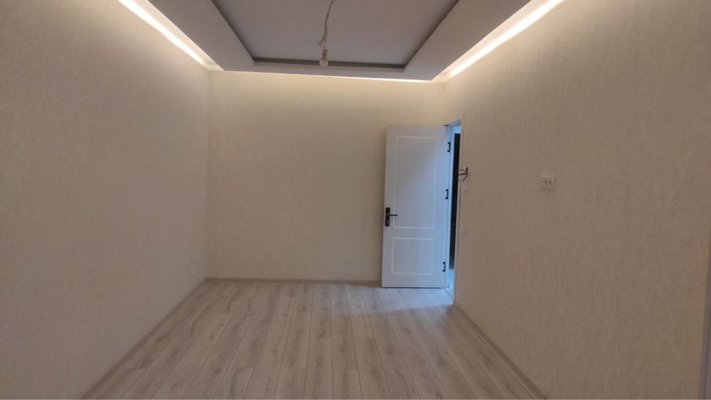 Квартира 3-х комнатная 6 микрорайон