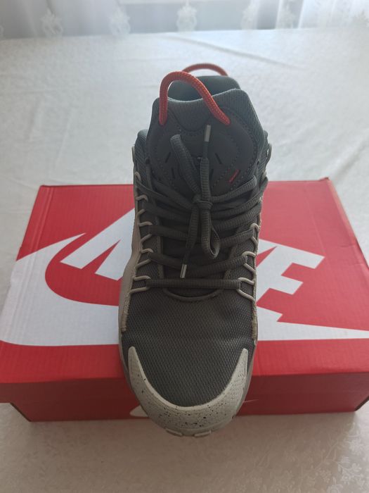 Кросовки фирмы Nike