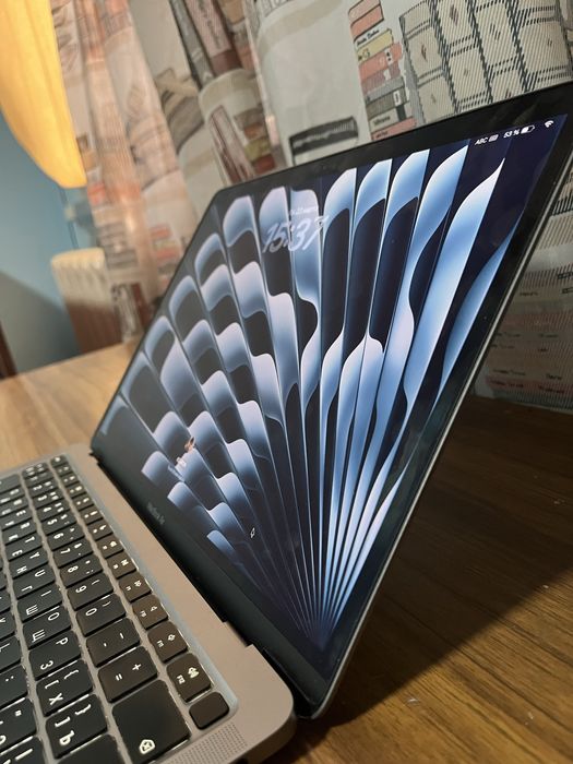 Macbook air m1 8/256