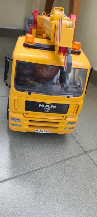Детски камион кран MAN