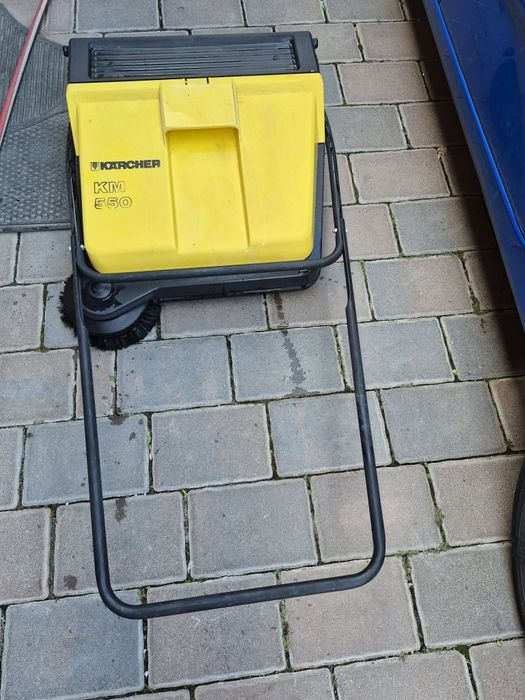 Mașina de măturat manual Kärcher