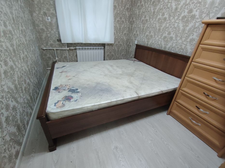 Кровать двуспальная