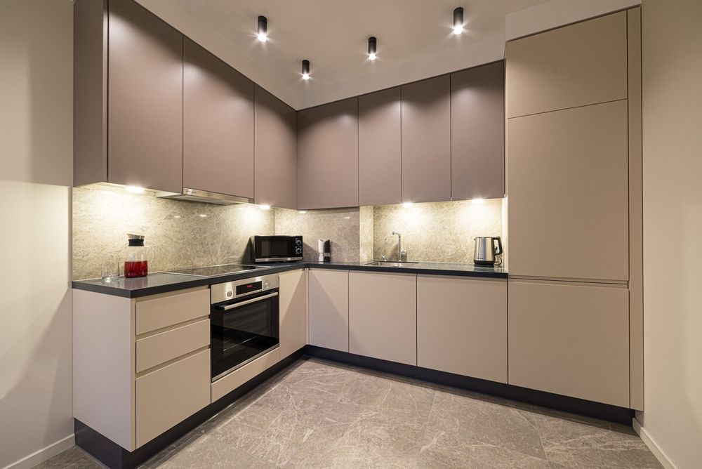 Barcha turdagi mebellar eshik romlar