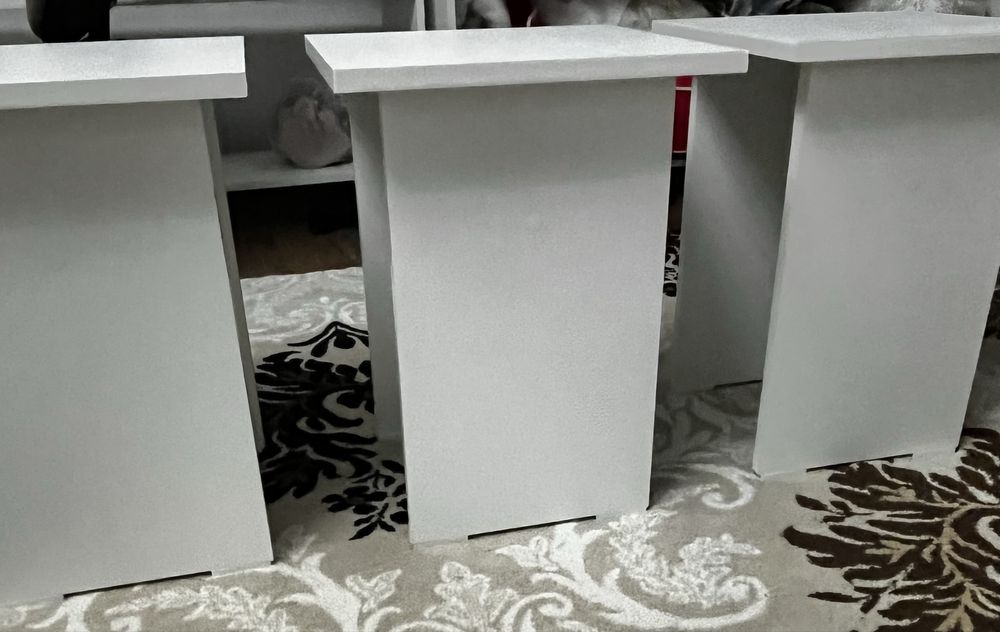 Табуретки 2300 тг белые  лдсп ножки из цельного лдсп