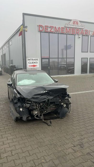 Dezmembram Seat Leon 1.6 TDI din 2015