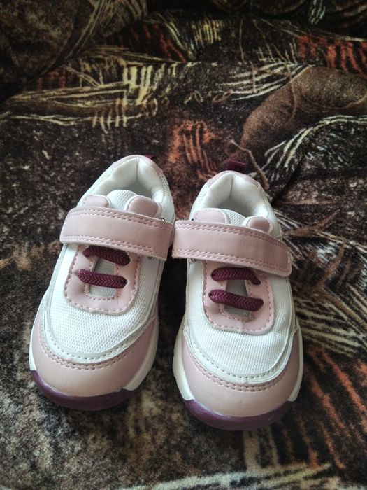 Бебешки маратонки