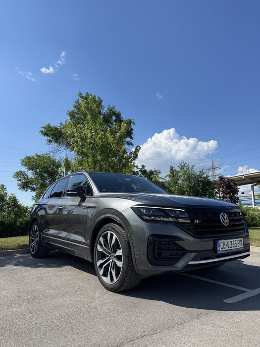 VW Touareg R-line black style 4MOTION