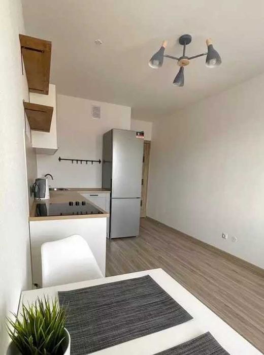 Дава се под наем Двустаен апартамент в Пловдив, Въстанически - 60 кв.м за 214.2 € - Снимка #2