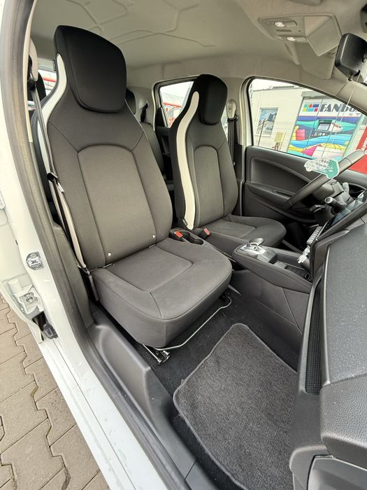 Renault Zoe / 52 kw/ 2020