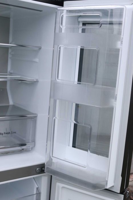 Холодильник двухкамерный LG