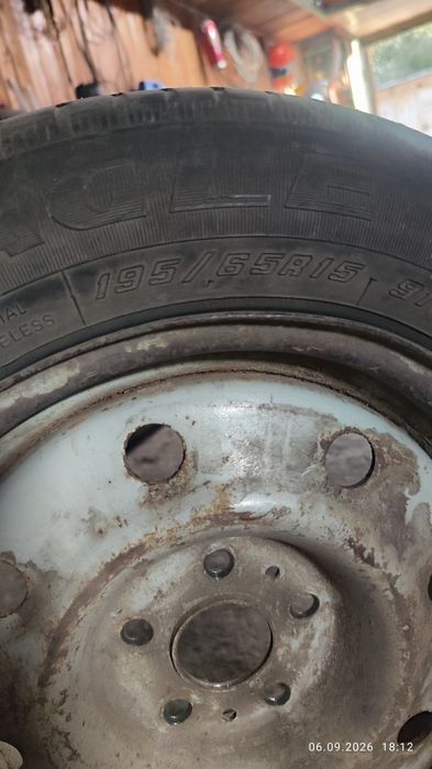 Продам б/у баллон с диском
