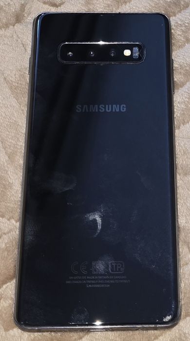 Продам Самсунг S10+
