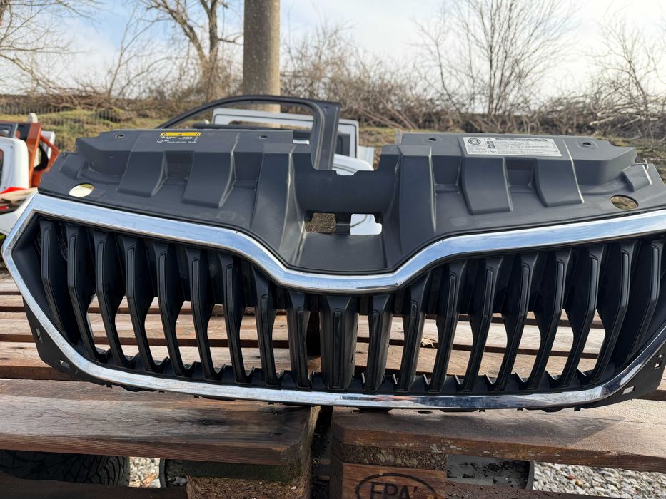 Решетка Skoda Fabia