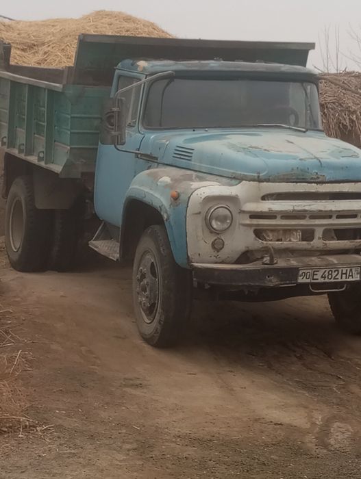 Zil 130 sotiladi