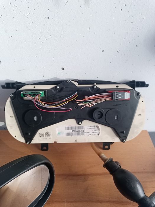 Рено Клио на части, Renault Clio