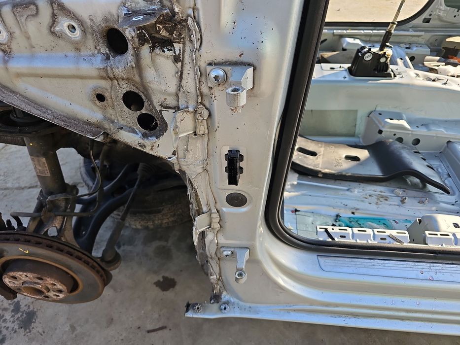 Set balamale usa stanga fata Skoda Superb III (3V3) [Fabr 2015-prezent