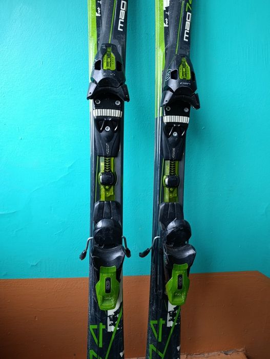 Горные лыжи продаем