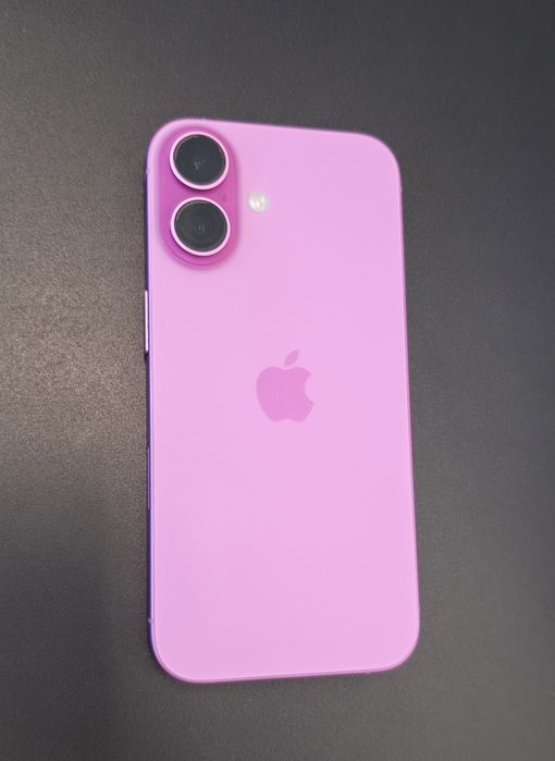 Продам iPhone 16