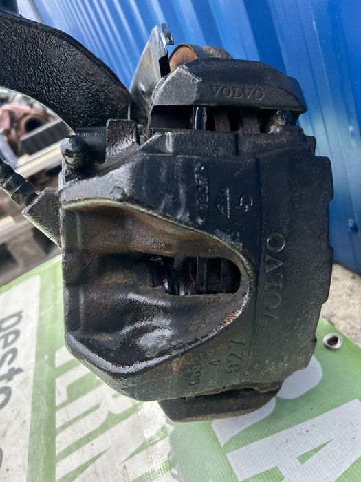 Etrier roată  stânga față Volvo XC 60 2.4 D 2012