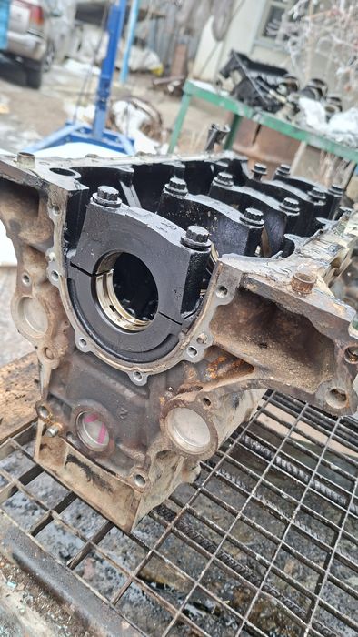 Блок цилиндров 2TR-FE TOYOTA