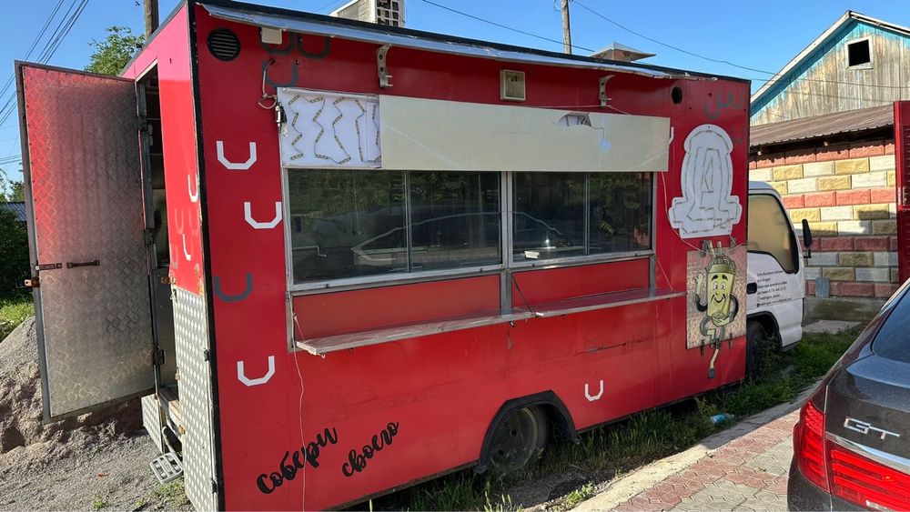 Продаётся фудтрак.