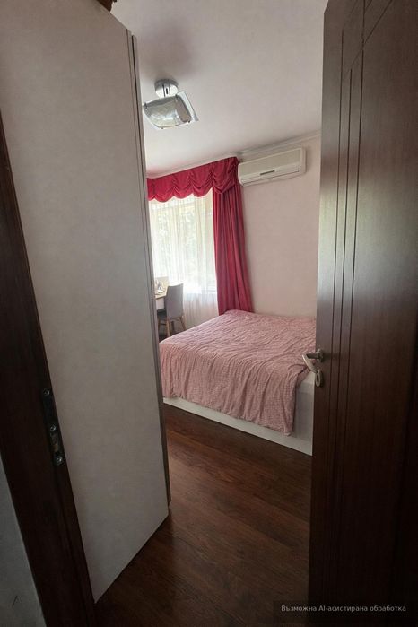 Тристаен за продажба в ж.к Славия