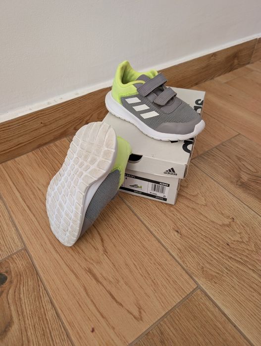Adidași copii mărimea 27