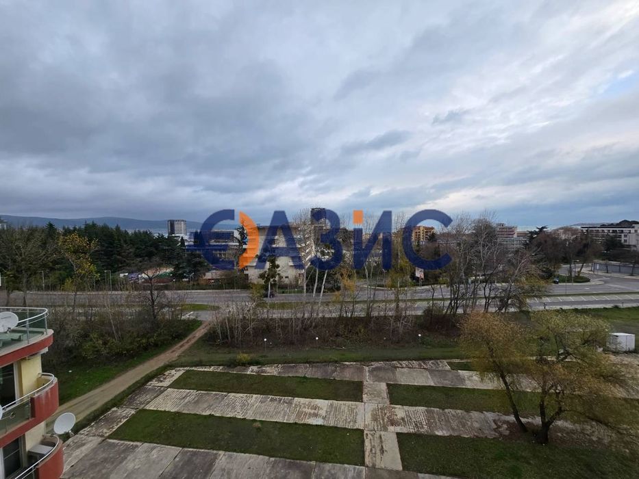 Продава се Двустаен апартамент в к.к. Слънчев бряг - 72 кв.м за 673 €/кв.м - Снимка #13