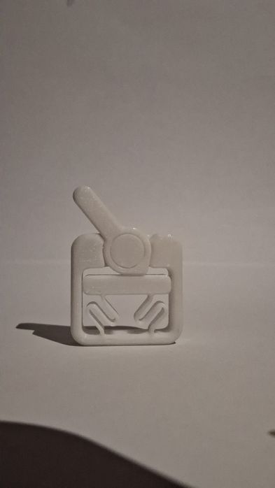 Клик фиджет, побира се в ръка