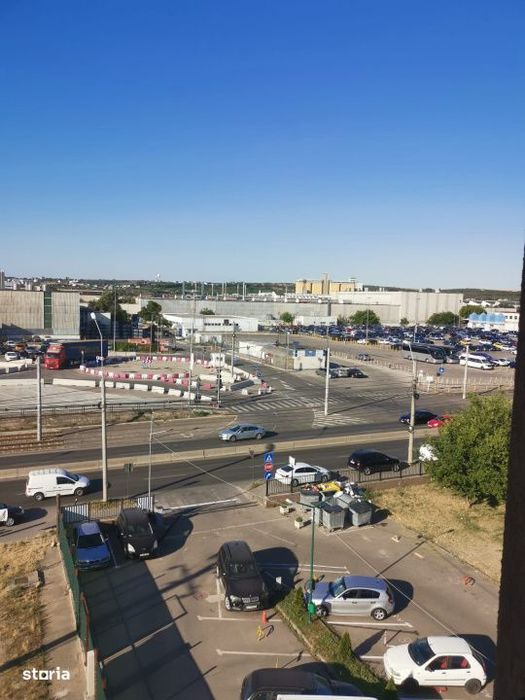 Apartament 2 camere, 3 balcoane, 86mp, loc de parcare inclus!