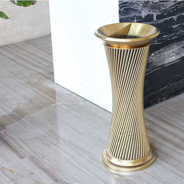 Золотая напольная урна для мусора с пепельницей