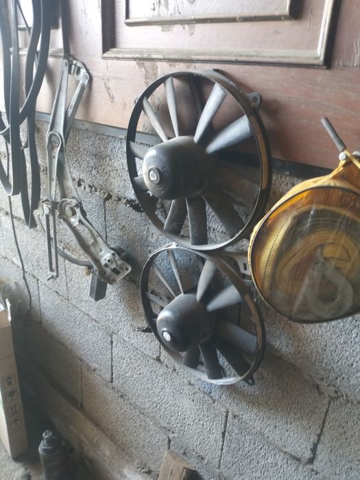 Запчасти на mercedes 124