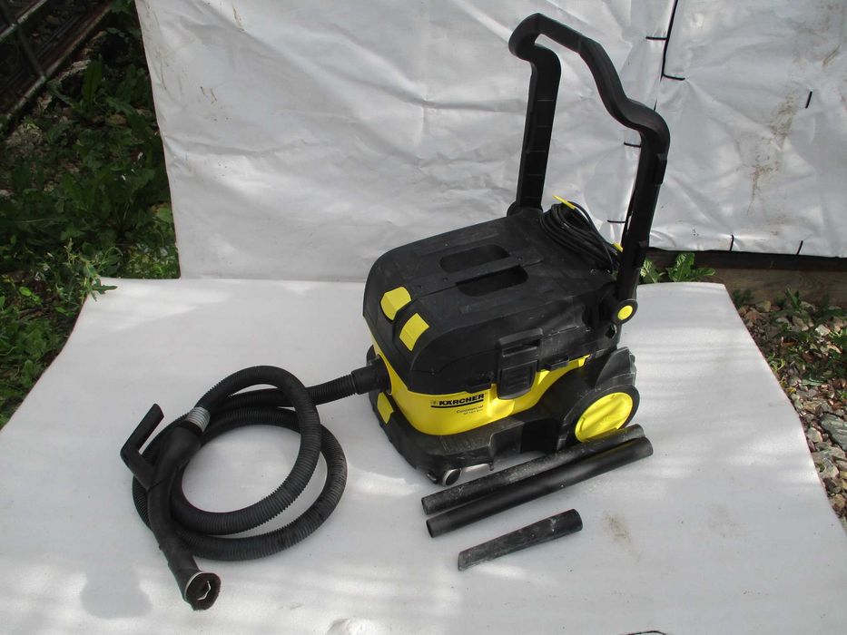 aspirator karcher profesional