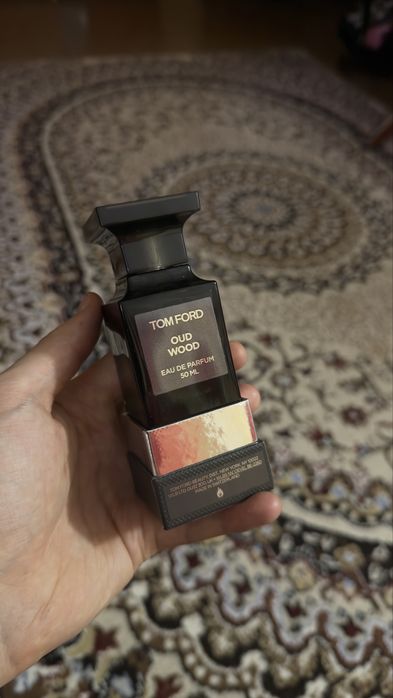 Tom Ford Oud Wood духи 50 ml