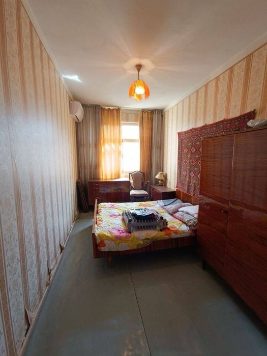 Феруза Продается квартира 2/3/4 балкон 1.5х3