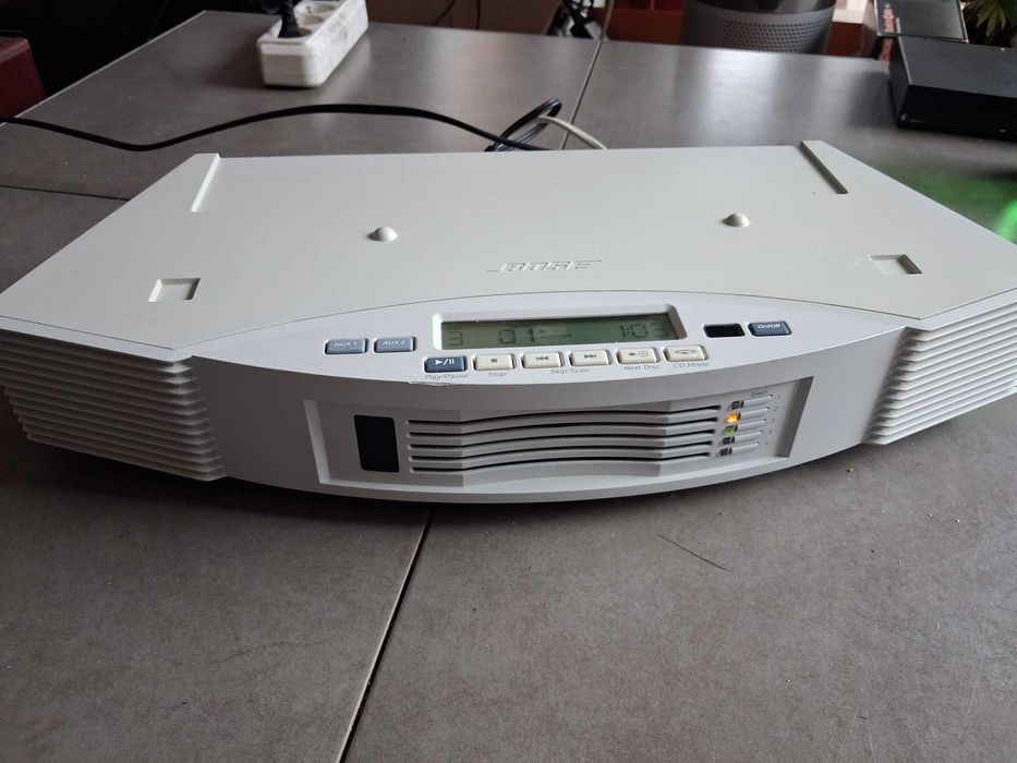 Bose Acoustic Wave multi disc charger