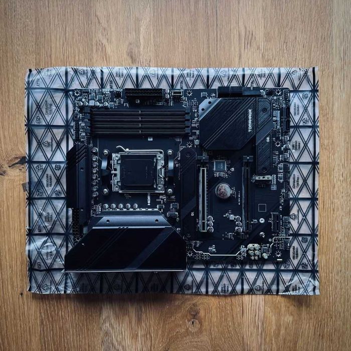 Gaming/Workstation PC - Ryzen 9 7950X, 64GB DDR5 6000MHz, 2TB NVMe