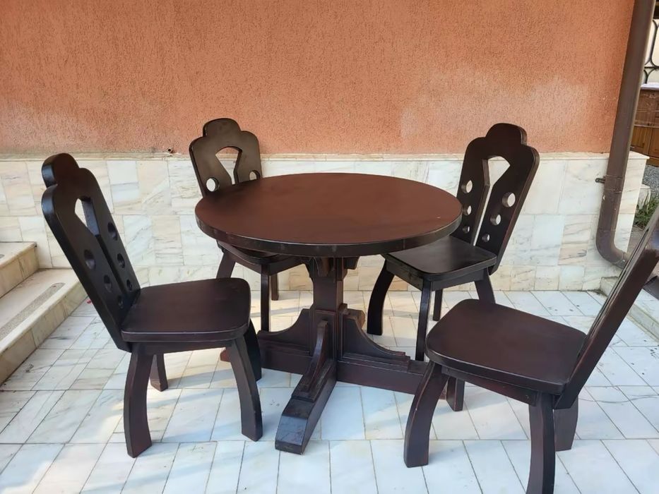 Set de masa cu scaune