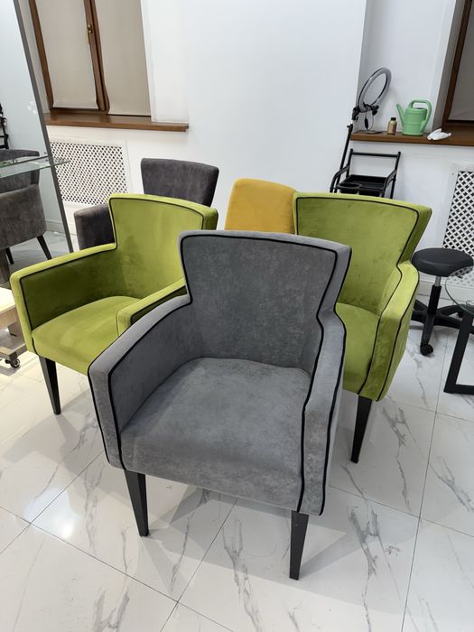 Велюровые кресла