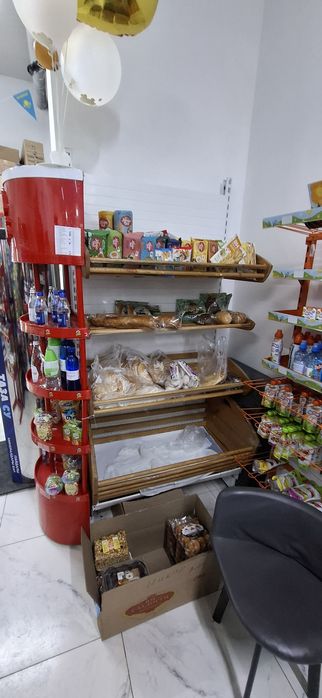 Продам стелажи, полки