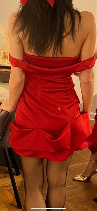 Празнична рокля