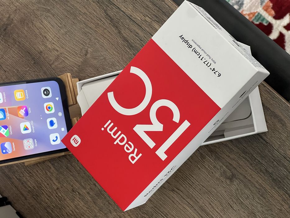 Продается телефон Redmi 13 c 8гб/256гб
