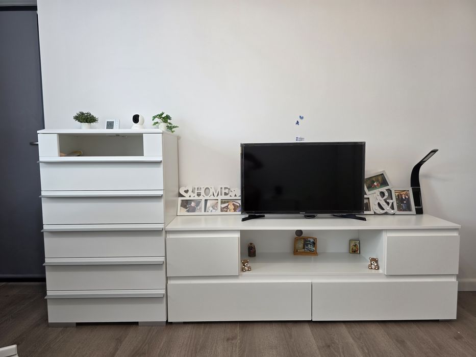 Mobilier ca nou  Mobexpert - comoda tv , șifonier , dulap haine + biro