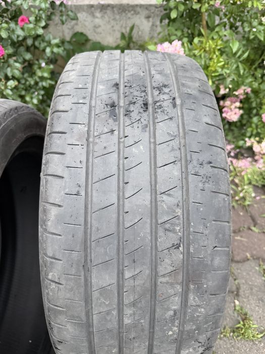 Продам шина 235/45/18