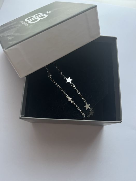 Гривна за крак със звездички