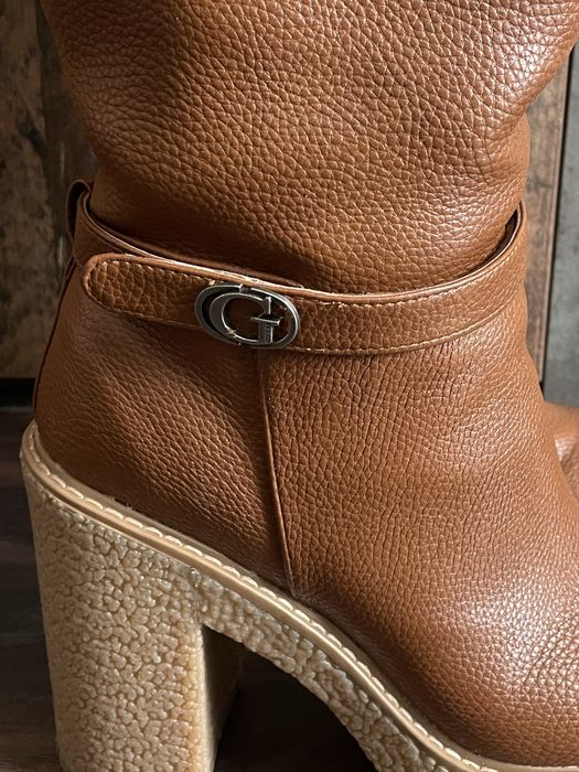 Ботуши Guess от еко кожа