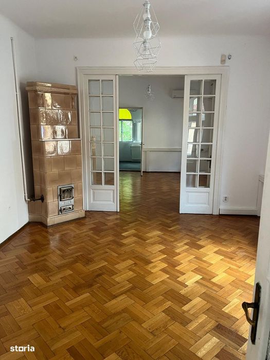 Domenii - Arcul de Triumf /Casin Spatiu Birouri la Vila/Casa + Curte s