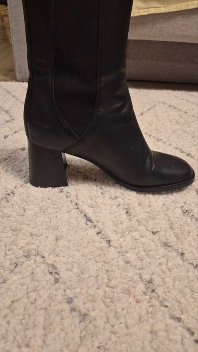 Естествена кожа, Боти MANGO/МАНГО