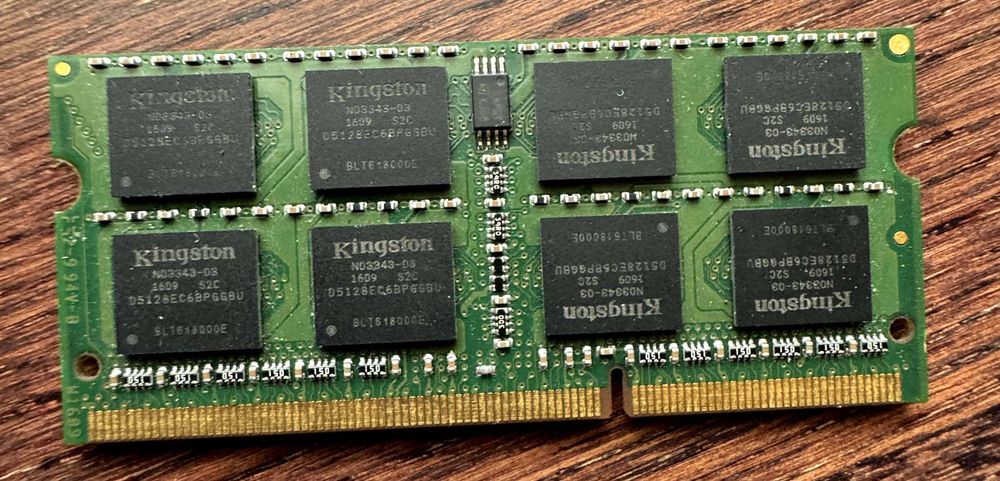 8GB Kingston, DDR3, PCL3,  12800, 1600 Mhz pentru laptop