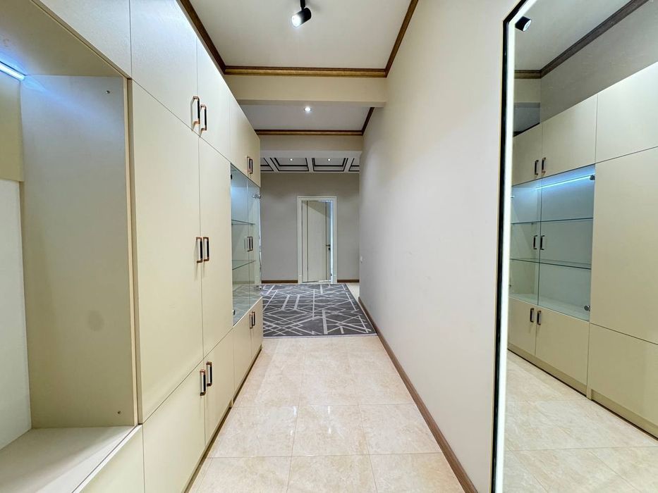 Квартира 4 ком в новостройке, 131м² Яккасарайский район, Парк Бабура